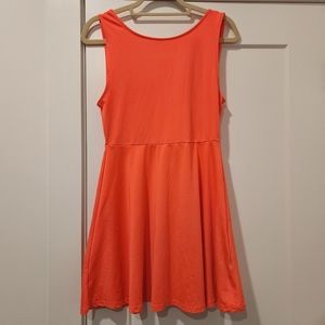 EUC H&M Divided Skater Dress V-back Orange Size M